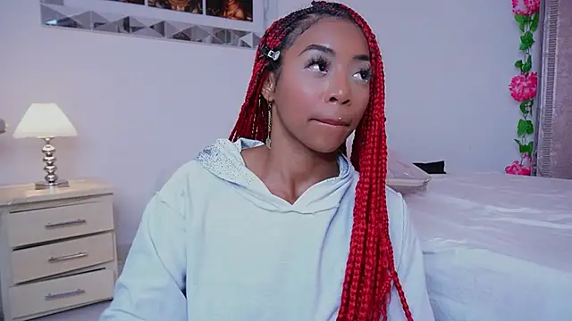 Alondrasparrow2 online show from February 2025 10:44:02 PM