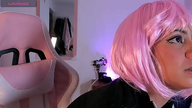 adriannyp 1 online show from October 2025 12:44:01 AM