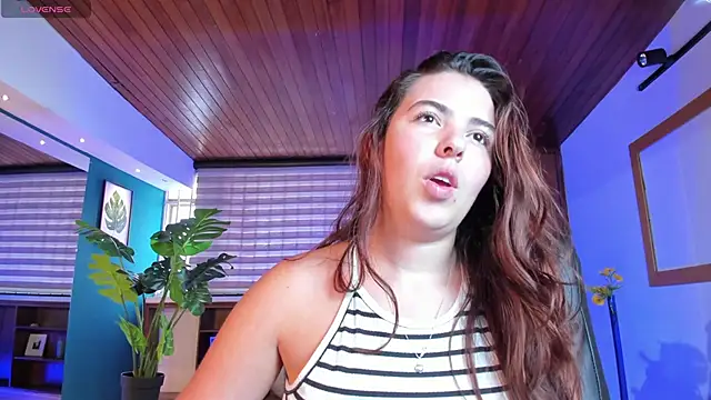 Lyssa Muller online show from October 2025 01:20:01 PM