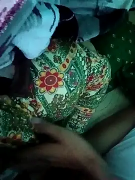 Snapshot of Lustyful_Couple chatting on October 2025 10:47:02 PM Lustyful Couple online show from October 2025 10:47:02 PM