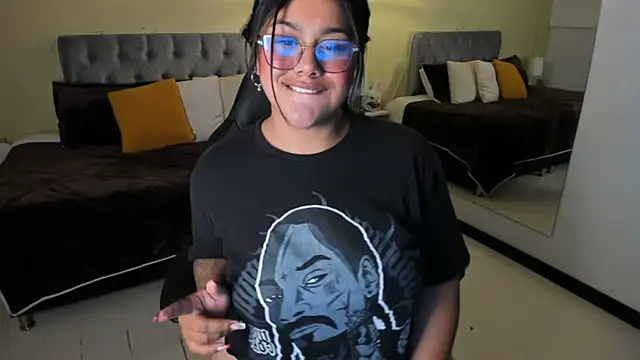 Snapshot of _Dulcinea_1 chatting on January 2026 03:14:02 PM Dulcinea 1 online show from January 2026 03:14:02 PM