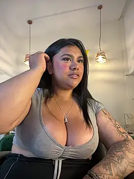 Snapshot of _Dulcinea_1 chatting on July 2026 11:17:02 AM Dulcinea 1 online show from July 2026 11:17:02 AM