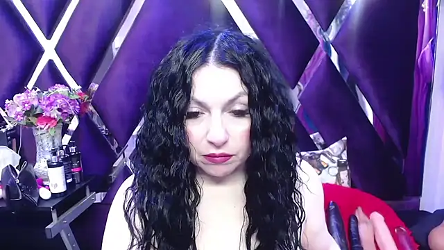 Luciana Ass online show from November 2025 07:25:01 PM