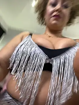 Katti Barrera online show from November 2025 11:43:02 AM