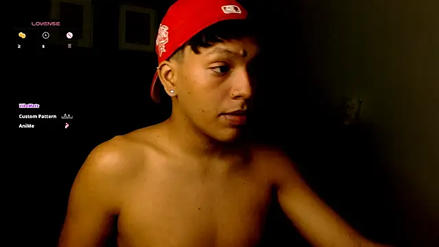 Snapshot of Xander_bonnet1 chatting on January 2025 06:10:02 PM Xander bonnet1 online show from January 2025 06:10:02 PM