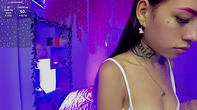 cat kitty18  online show from July 2026 06:10:01 PM