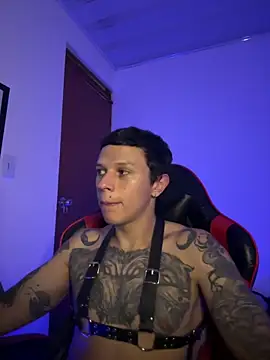 goodboy69l online show from April 2026 04:37:01 PM