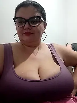 Madisonpalacio online show from October 2025 02:01:02 AM