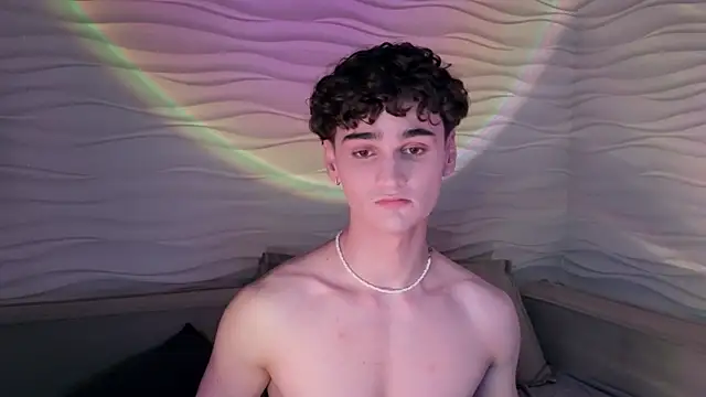 adam 21cm   online show from February 2025 07:44:02 PM