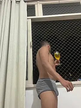 Snapshot of noahmarins chatting on December 2024 03:36:02 AM noahmarins online show from December 2024 03:36:02 AM