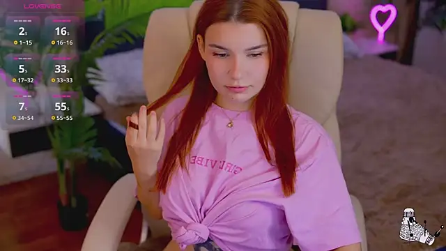 RedShinee online show from September 2025 05:56:01 AM