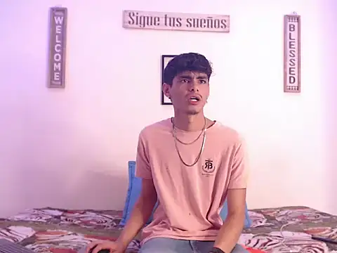 harrytomson 1 online show from January 2025 01:30:01 AM