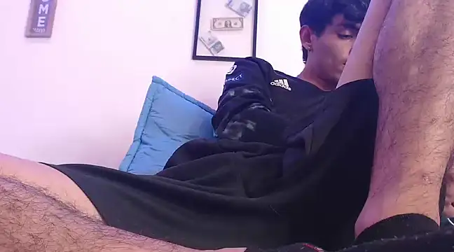 harrytomson 1 online show from February 2025 11:20:01 PM