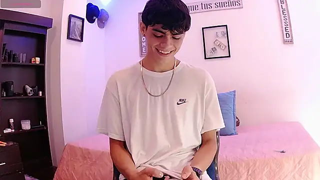 harrytomson 1 online show from September 2025 03:55:02 PM