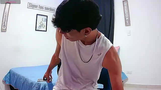 harrytomson 1 online show from October 2025 08:59:02 AM