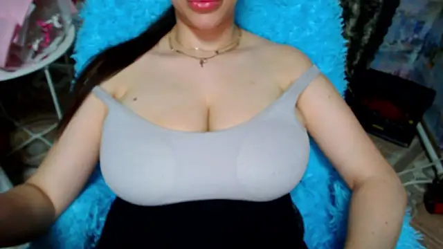 lovelyseu online show from December 2025 05:30:01 PM