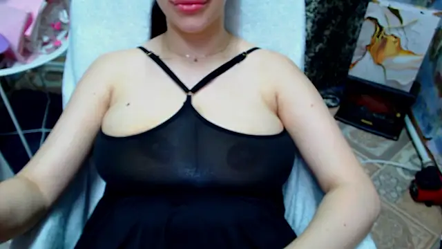 lovelyseu online show from April 2026 08:50:01 PM