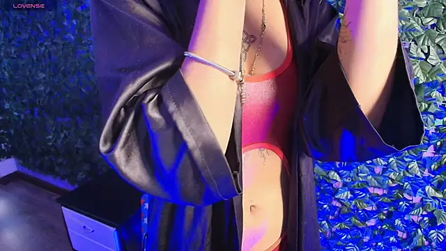 SexyNaf online show from November 2025 09:38:02 PM