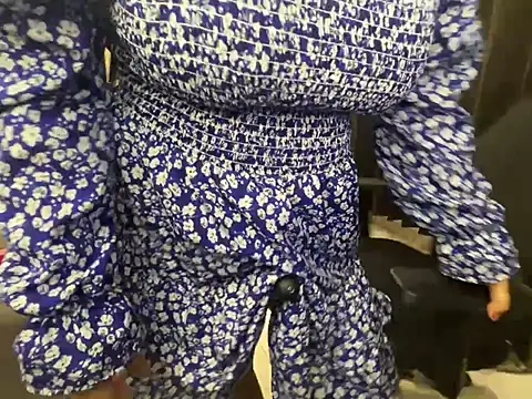 Snapshot of SamairAhh chatting on January 2025 05:41:01 PM SamairAhh online show from January 2025 05:41:01 PM