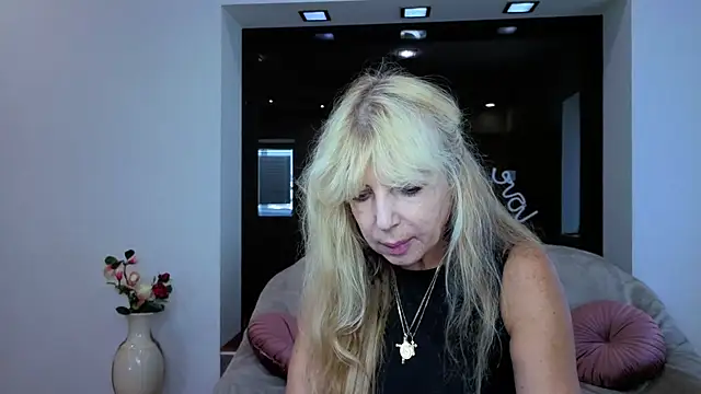 Anna Diax online show from September 2025 11:43:02 AM