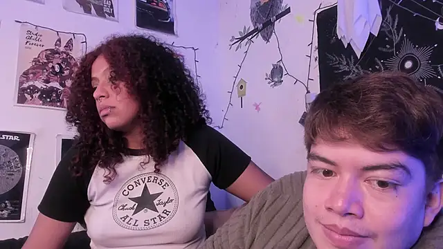 hothoneychile online show from October 2025 04:01:02 AM