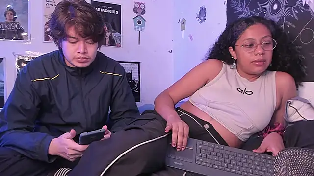 hothoneychile online show from March 2026 01:54:02 AM