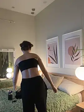 Snapshot of AshleyDouglas chatting on March 2025 04:27:02 AM AshleyDouglas online show from March 2025 04:27:02 AM