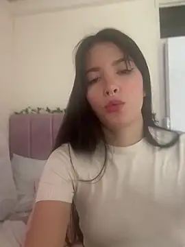 annaharper- online show from December 2024 10:07:01 AM