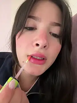 annaharper- online show from January 2025 08:00:01 PM