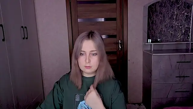 Kristy-Max online show from February 2026 09:09:02 PM