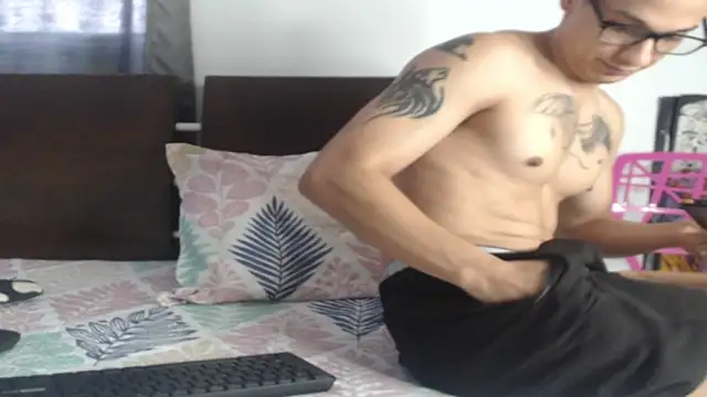 Tobicutee online show from February 2026 06:15:01 PM