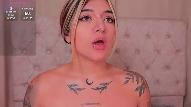 ashleyvalirya online show from January 2025 10:12:02 AM