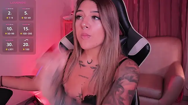 Snapshot of ashleyvalirya chatting on January 2026 04:15:01 AM ashleyvalirya online show from January 2026 04:15:01 AM