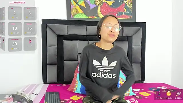 Snapshot of tatiana_valencia chatting on March 2025 12:26:02 PM tatiana valencia online show from March 2025 12:26:02 PM