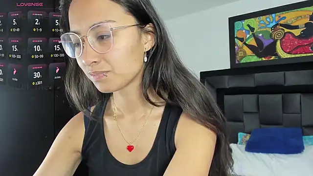 Snapshot of tatiana_valencia chatting on March 2025 12:04:02 PM tatiana valencia online show from March 2025 12:04:02 PM