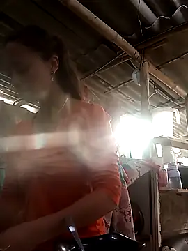 Snapshot of tatiana_valencia chatting on March 2026 05:42:01 PM tatiana valencia online show from March 2026 05:42:01 PM