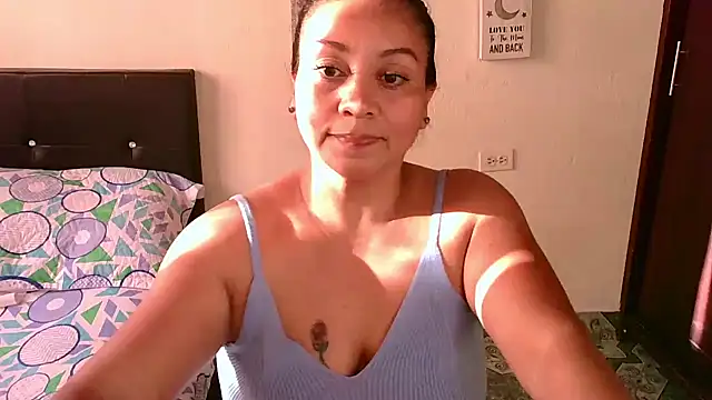 zaray bella online show from October 2025 09:37:02 PM