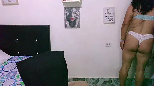 Snapshot of zaray_bella chatting on October 2025 09:36:02 PM zaray bella online show from October 2025 09:36:02 PM