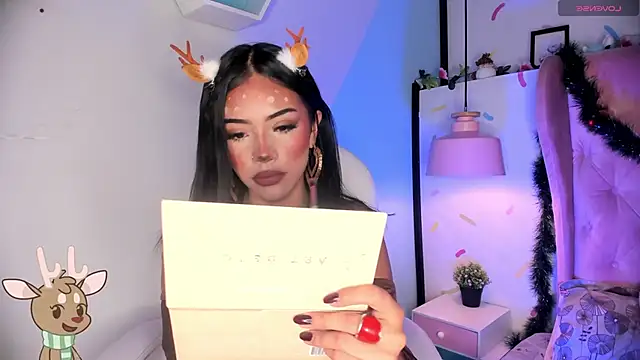 Snapshot of Giovanna_oliveira chatting on December 2024 04:53:02 AM Giovanna oliveira online show from December 2024 04:53:02 AM