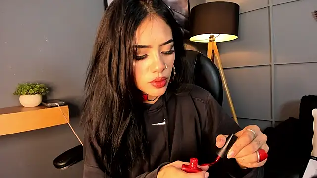 Snapshot of Giovanna_oliveira chatting on January 2025 08:26:02 AM Giovanna oliveira online show from January 2025 08:26:02 AM