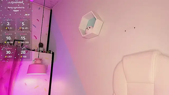 Snapshot of Giovanna_oliveira chatting on February 2025 06:56:02 AM Giovanna oliveira online show from February 2025 06:56:02 AM