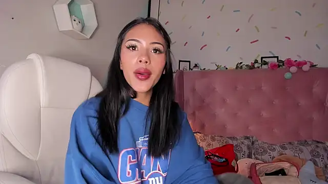 Snapshot of Giovanna_oliveira chatting on February 2025 11:09:02 AM Giovanna oliveira online show from February 2025 11:09:02 AM