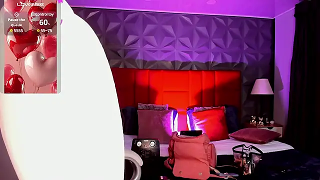 Snapshot of Giovanna_oliveira chatting on March 2025 05:46:01 AM Giovanna oliveira online show from March 2025 05:46:01 AM