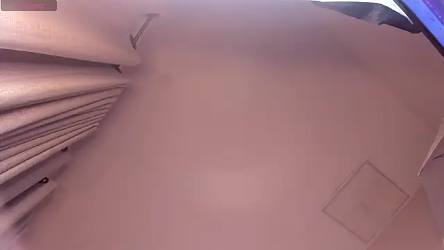 Snapshot of Giovanna_oliveira chatting on October 2025 06:57:02 AM Giovanna oliveira online show from October 2025 06:57:02 AM