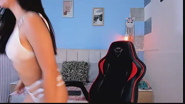 lyzzi smith01 online show from January 2025 07:46:01 PM