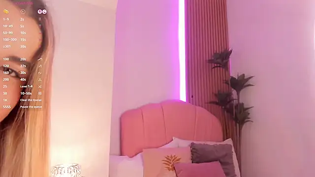 Snapshot of Victoria_vallejo_ chatting on January 2026 11:36:01 AM Victoria vallejo online show from January 2026 11:36:01 AM