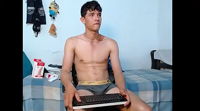 cristofer 988 online show from January 2025 02:47:01 AM