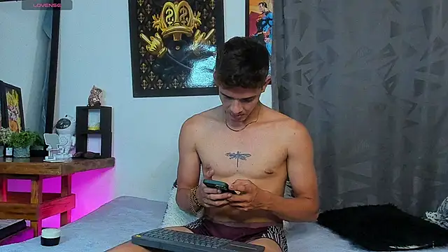 cristofer 988 online show from September 2025 02:44:02 AM