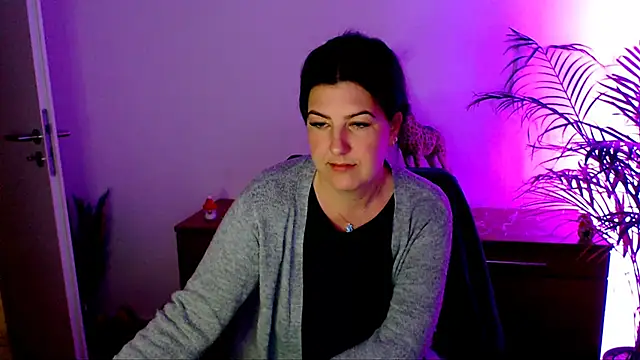 NatiLove35 online show from December 2024 06:35:02 AM