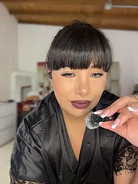 Alexa Miss online show from November 2025 07:13:01 PM